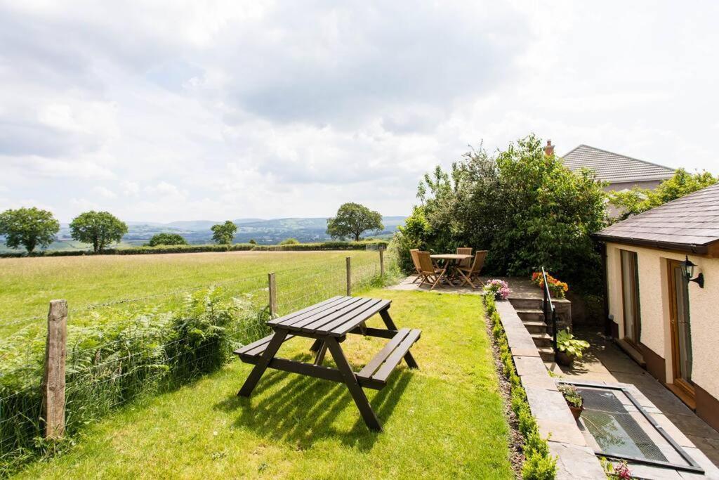 Perfect Cottage Retreat Near The Brecon Beacons Llanwrda المظهر الخارجي الصورة